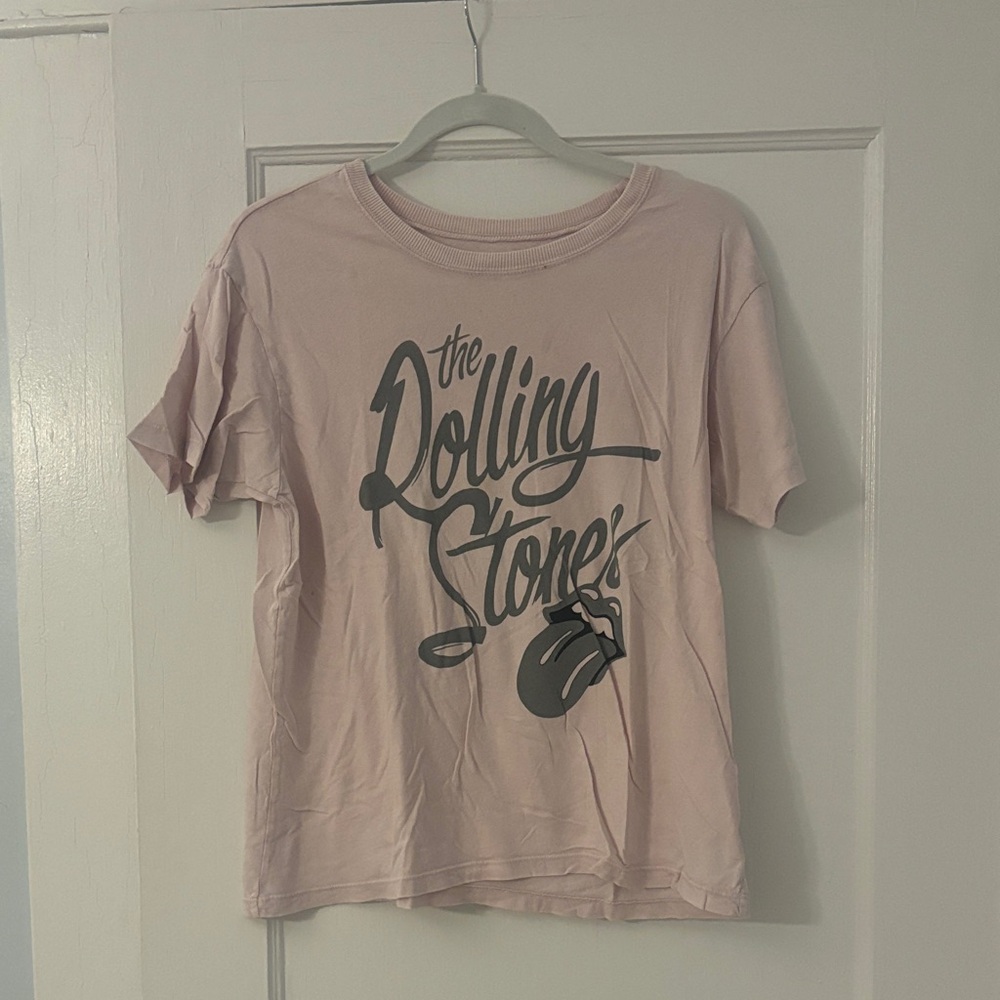 American Eagle Outfitters Purple Graphic Tee